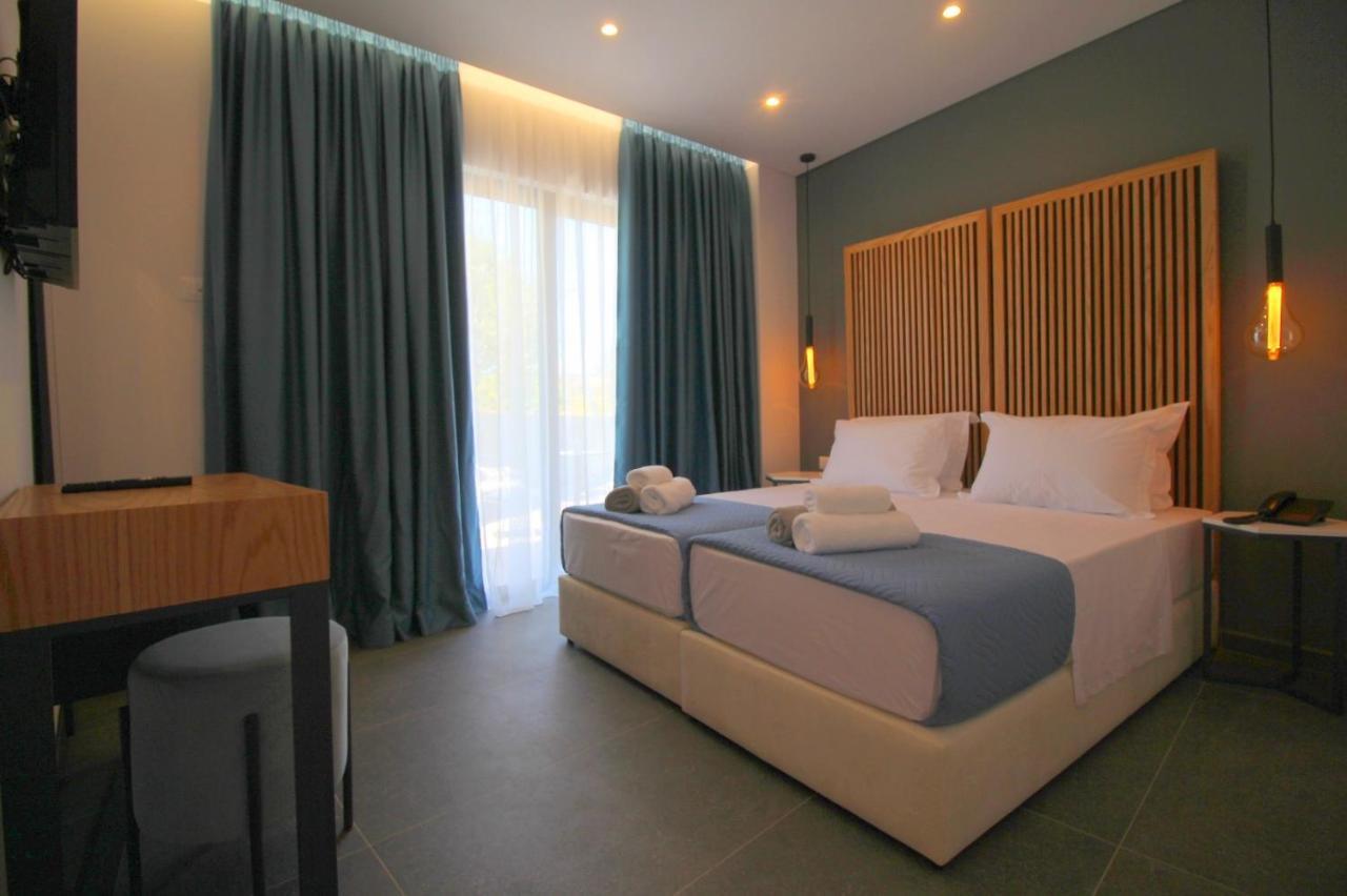Blue Eye Hotel Ksamil Bagian luar foto