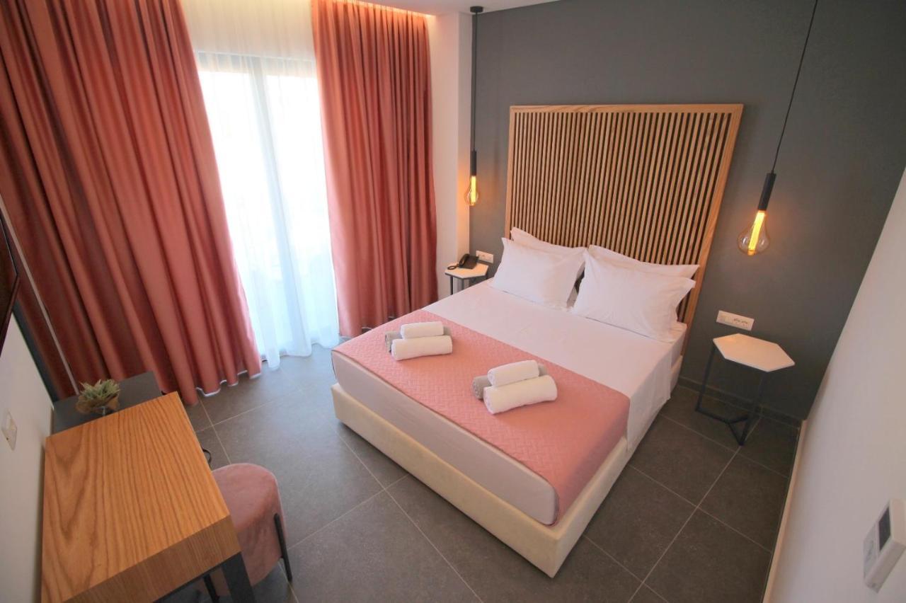 Blue Eye Hotel Ksamil Bagian luar foto
